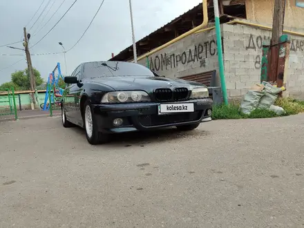 BMW 528 2000 года за 2 600 000 тг. в Алматы