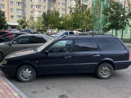 Volkswagen Passat 1993 года за 1 950 000 тг. в Астана – фото 3