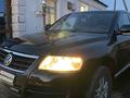 Volkswagen Touareg 2005 года за 3 950 000 тг. в Уральск – фото 9