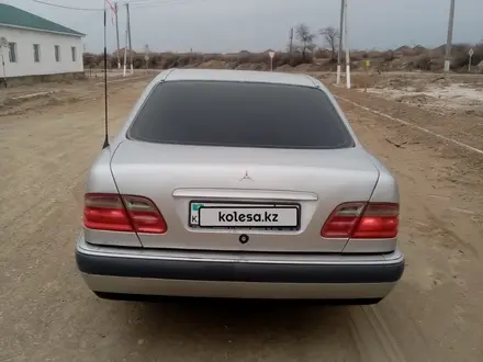 Mercedes-Benz E 280 1996 года за 3 000 000 тг. в Кызылорда – фото 6