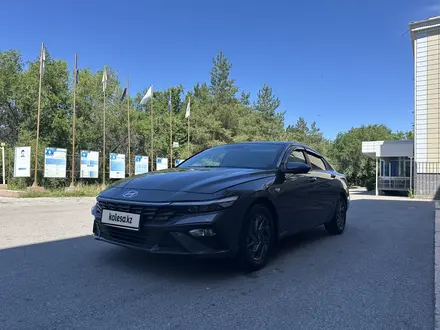 Hyundai Elantra 2024 года за 9 350 000 тг. в Тараз – фото 2