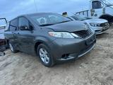 Toyota Sienna 2011 годаfor6 500 000 тг. в Атырау – фото 5