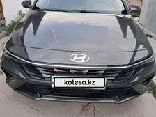 Hyundai Elantra, 2023