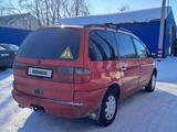 Volkswagen Sharan 1998 годаfor2 500 000 тг. в Караганда – фото 3