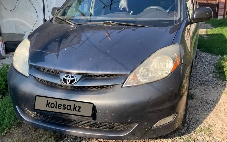 Toyota Sienna 2009 годаүшін8 500 000 тг. в Алматы