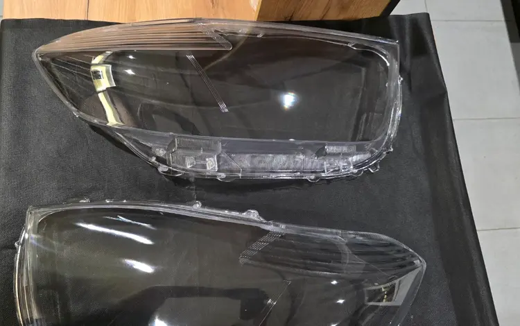 Toyota Highlander до рест стекло фары Атырау за 30 000 тг. в Атырау