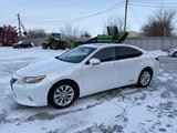 Lexus ES 300h 2013 года за 10 999 999 тг. в Уральск – фото 2