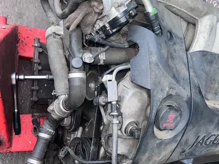 Компресор кондиционера на 3.0-литровый бензиновый двигатель Jaguar AJ30 за 80 000 тг. в Шымкент – фото 4