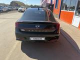 Hyundai Sonata 2020 года за 10 200 000 тг. в Астана – фото 2