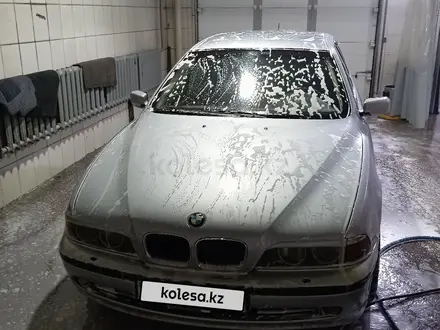 BMW 528 1997 года за 2 950 000 тг. в Семей – фото 14