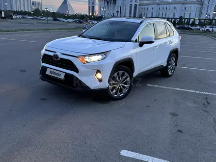 Toyota RAV4 2019 года за 15 300 000 тг. в Астана – фото 4