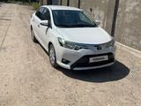 Toyota Yaris 2013 года за 4 100 000 тг. в Алматы
