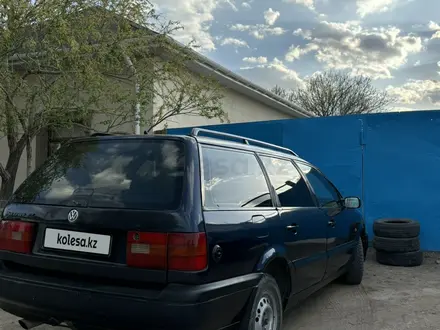Volkswagen Passat 1995 года за 1 800 000 тг. в Кызылорда – фото 2