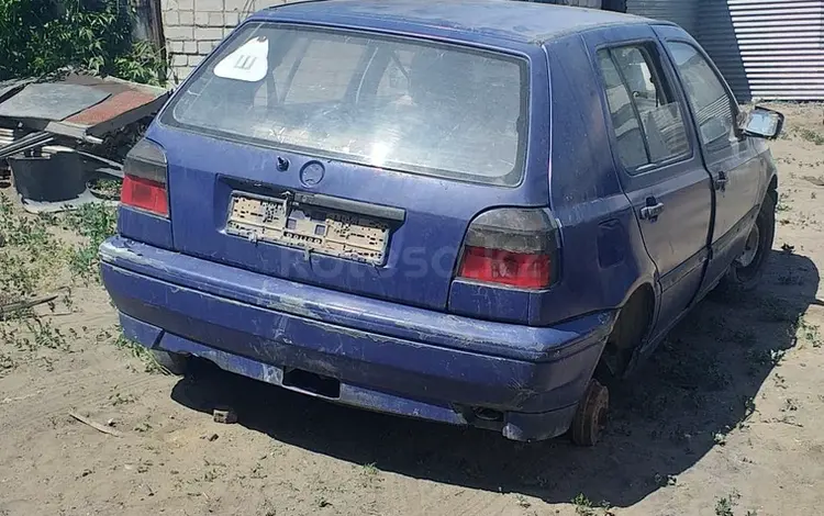 Volkswagen Golf 1993 года за 111 222 тг. в Семей