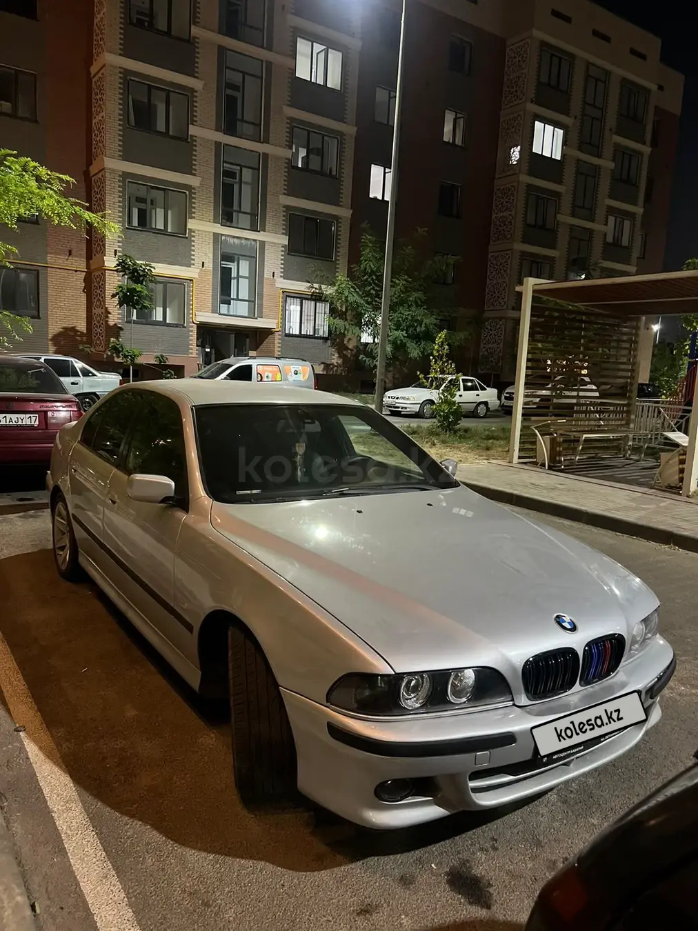BMW 5 Series, 2001