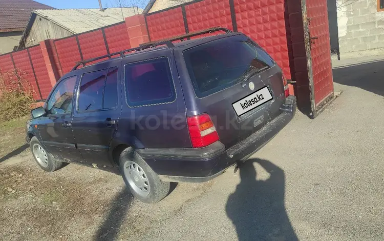 Volkswagen Golf 1993 года за 1 200 000 тг. в Алматы