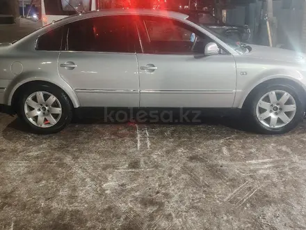 Volkswagen Passat 2003 года за 3 000 000 тг. в Астана – фото 8