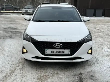 Hyundai Accent 2021 года за 8 000 000 тг. в Караганда