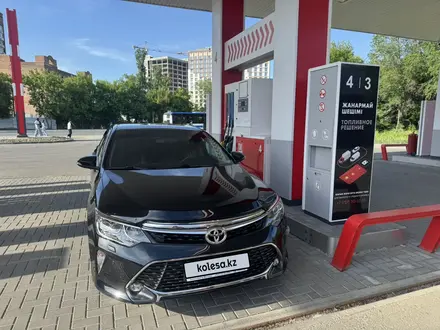 Toyota Camry 2017 года за 14 500 000 тг. в Усть-Каменогорск – фото 30