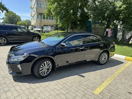 Toyota Camry 2017 года за 14 500 000 тг. в Усть-Каменогорск – фото 5