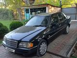 Mercedes-Benz C 220 1996 годаүшін1 700 000 тг. в Алматы