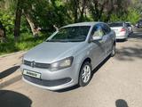 Volkswagen Polo 2011 года за 3 500 000 тг. в Алматы – фото 2