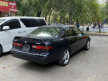 Toyota Camry 1997 года за 2 000 000 тг. в Алматы