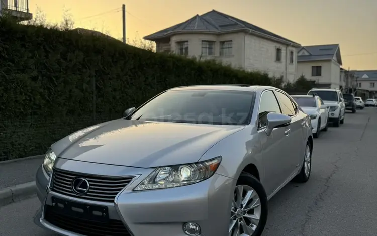 Lexus ES 300h 2013 годаүшін8 800 000 тг. в Алматы