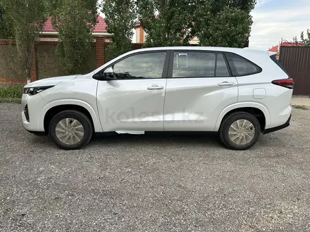 Toyota Innova 2024 года за 17 300 000 тг. в Актобе – фото 2