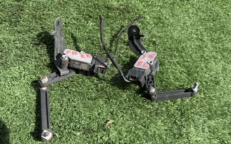 Датчик высоты задний bmw f15 f16 x5 x6 за 20 000 тг. в Алматы