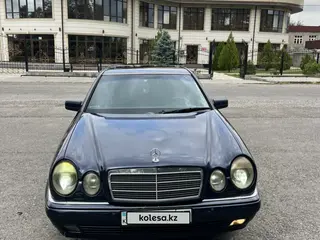 Mercedes-Benz E 280