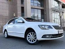 Skoda Superb, 2013