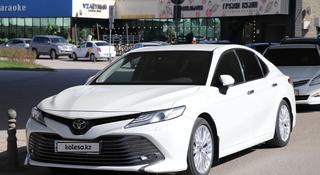 Toyota Camry 2019 года за 13 900 000 тг. в Астана