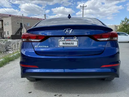 Hyundai Elantra 2017 года за 5 100 000 тг. в Атырау – фото 6