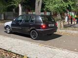 Volkswagen Golf 1993 года за 800 000 тг. в Есик – фото 4