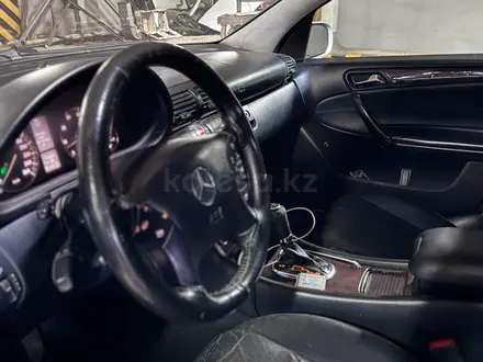 Mercedes-Benz C 230 2005 года за 4 500 000 тг. в Алматы – фото 9