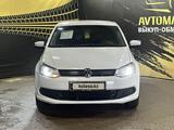 Volkswagen Polo 2015 года за 4 900 000 тг. в Актобе – фото 2