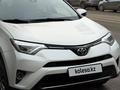 Toyota RAV4 2018 года за 10 500 000 тг. в Актобе – фото 7