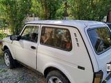 ВАЗ (Lada) Lada 2121 1998 года за 800 000 тг. в Павлодар