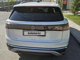 Volkswagen ID.6 2024 года за 12 000 000 тг. в Астана – фото 3