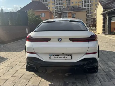 BMW X6 2021 года за 38 500 000 тг. в Астана – фото 3