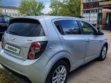 Chevrolet Aveo 2013 года за 3 350 000 тг. в Приозерск – фото 4