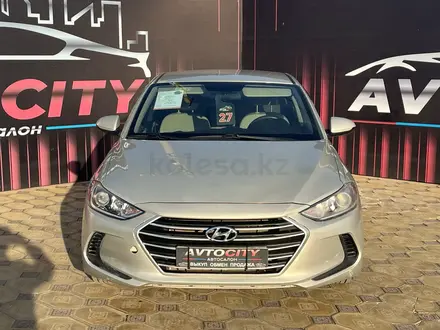 Hyundai Elantra 2016 года за 7 800 000 тг. в Атырау – фото 2