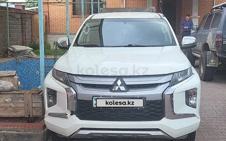 Mitsubishi L200 2021 года за 11 500 000 тг. в Алматы