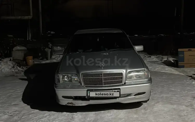 Mercedes-Benz C 230 1997 годаfor2 800 000 тг. в Каргалы