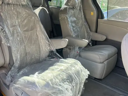 Toyota Sienna 2011 года за 8 500 000 тг. в Атырау – фото 6