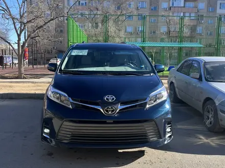 Toyota Sienna 2011 года за 8 500 000 тг. в Атырау – фото 8