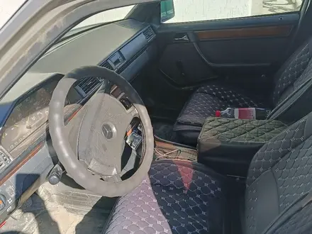 Mercedes-Benz E 230 1992 года за 1 050 000 тг. в Алматы – фото 7