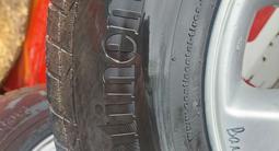 Шины с дисками наToyota Land Cruiser за 350 000 тг. в Алматы – фото 2