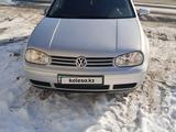 Volkswagen Golf 2002 годаүшін2 500 000 тг. в Костанай